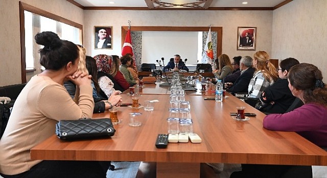 Okul aile birliği başkanlarından Başkan Topaloğlu&#39;na ziyaret