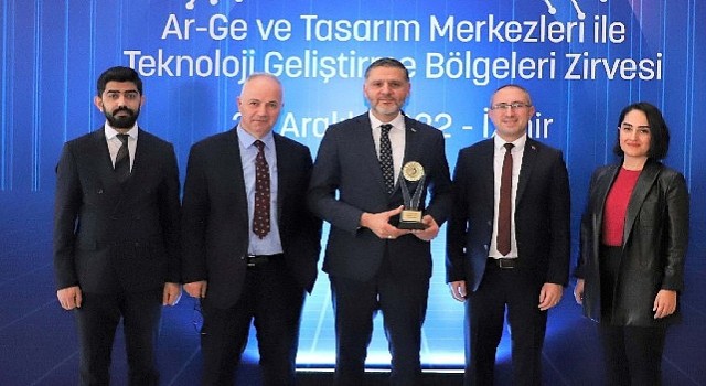 Teknopark İstanbul 3&#39;ncü kez en iyi teknoloji geliştirme bölgesi