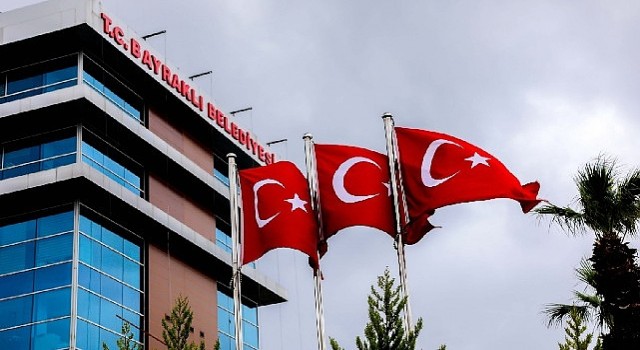 'Bayraklı Çözüm Merkezi' yüzleri güldürüyor - 8 ayda 8 bin talep sonuçlandırıldı