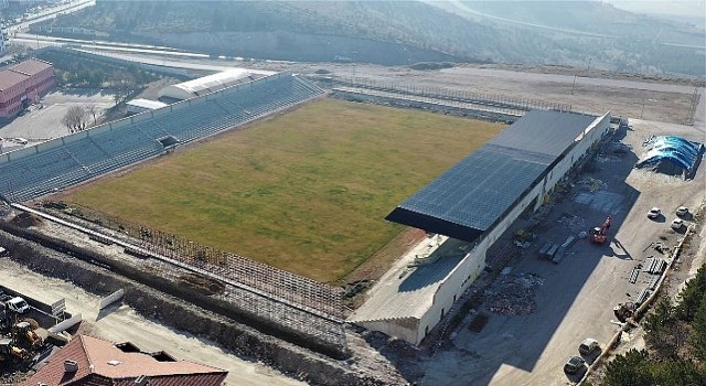 Bağlum Stadı ndaki Yenileme Çalışması Devam Ediyor