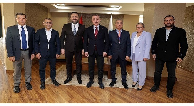 Başkan Büyükakın: Gelecek gençlerindir, Biz de gelecekleri için çalışıyoruz