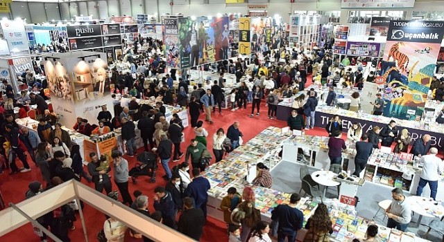 Çukurova Kitap Fuarı Tüyap Adana&#39;da 15. kez kapılarını açtı