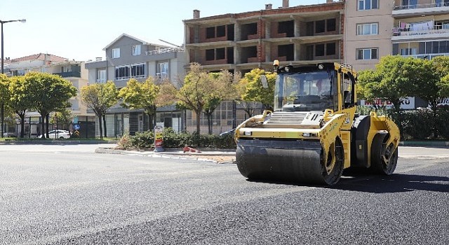 Gemlik&#39;te 2022&#39;de dört koldan yol çalışması
