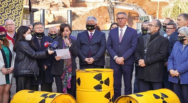 İzmir&#39;in Çernobil&#39;i Temizlensin Komisyonu&#39;ndan 14 soru