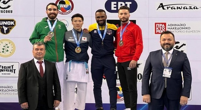 Karate Seri A&#39;da Kağıtspor rüzgârı