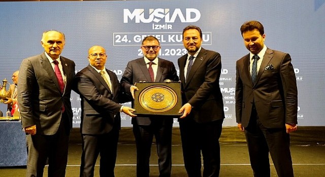 MÜSİAD İzmir&#39;in Yeni Başkanı Gökhan Temur oldu