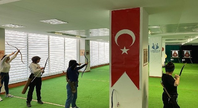 Nevşehir Belediyesi Gençlik ve Spor Kulübü&#39;nde Geleneksel Türk Okçuluğu Kursu Açıldı