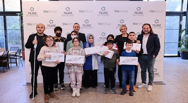 Yıldız Entegre'den, görme engelli 100 öğrenciye WeWALK akıllı baston ve teknoloji eğitimi