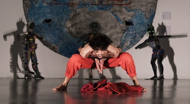 Akbank Sanat Dans Atölyesinden Çağdaş Dans Performansı: apos Mod