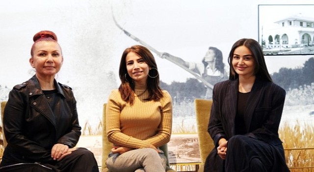 İş Sanatta Provadan Çıkıp Yaşasın Cumhuriyet Sergisi&#39;ne Geldiler