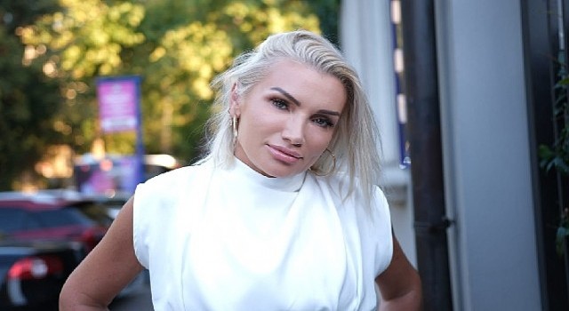 ”Markaların ve Sanatçıların İletişimde Güvendiği İsim: Selma Şentürkün Başarı Yolculuğu”