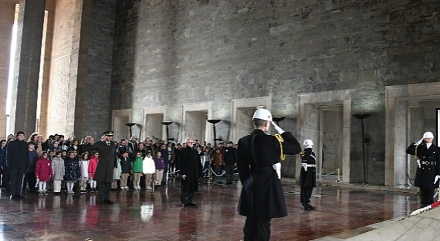 TEGV Cumhuriyetin 100.yılında Atatürkün Huzurunda