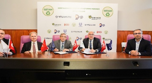 Türkiyenin İlk Geri Kazanım Test ve Araştırma Merkezinde İmzalar Atıldı