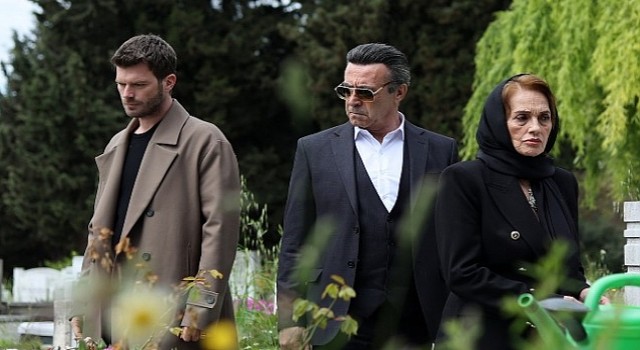 Aile de Seyirciyi Şoke Eden Gelişme! Soykanların Bir Oğlunun Evlatlık Olduğu Ortaya Çıktı