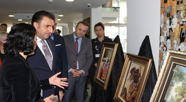 İzmirde Halk Eğitimi Merkezlerinin Toplumun Tüm Kesimlerine Yönelik Çalışmaları Sürüyor