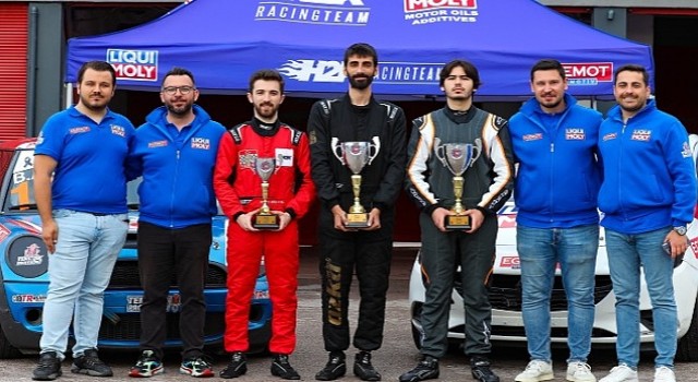 İzmirli H2K Racing Team, Körfezden 3 kupayla döndü