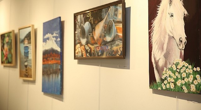 Özgün eserler Nilüferin yıl sonu sergisinde