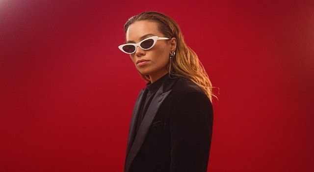 Tek Kişilik Müzik Dehası Tash Sultana, PSM Loves Summer by %100 Müzik Kapsamında 23 Haziranda Zorlu PSM'de!