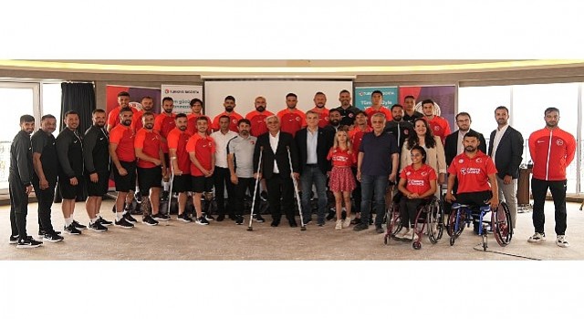 Türkiye Sigortadan Ampute Futbol Milli Takımına Desteğe Devam