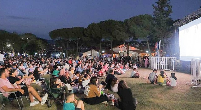 Aydın tektik parkta sineme geceleri başladı 