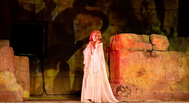 İş Sanat ”Ben Anadolu” ile Nysa Antik Kenti;nde