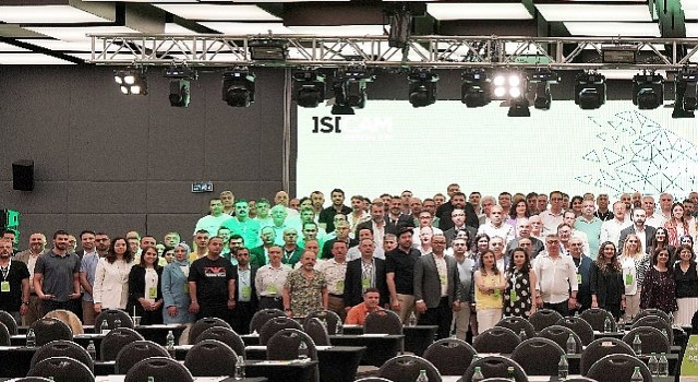 Isıcam Sistemleri, 49. Yıldönümünde Yetkili Üreticileri ile Bir Araya Geldi