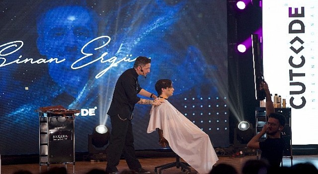 Ünlü Türk Kuaför, Baküde Modern Kuaförlük Anlayışını Tanıttı!