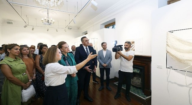 DEÜnün “Kozadan Doku(ma)ya” Sergisi Açıldı