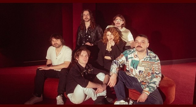 Dünyaya Türkçe Şarkıları Sevdiren Altın Gün İlk Kez Zorlu PSMde!