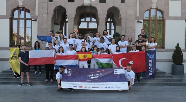 Kapsül Teknoloji Platformundan Uluslararası Gençlere Girişimcilik Eğitimi