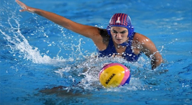 Dostluk Turnuvasında Kupa İzmirin