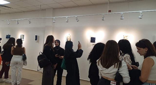 EÜde “Mavi-Beyaz Atatürk Fotoğrafları” Sergisi Açıldı