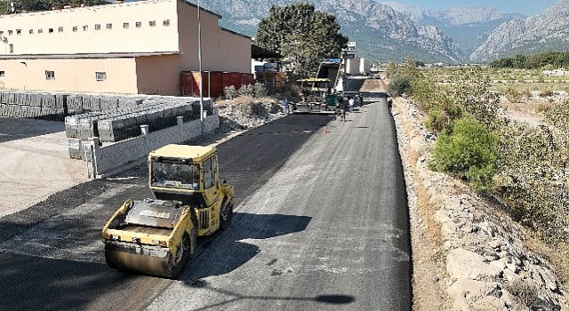 Kemerde alt yapı sonrası asfalt çalışması başladı
