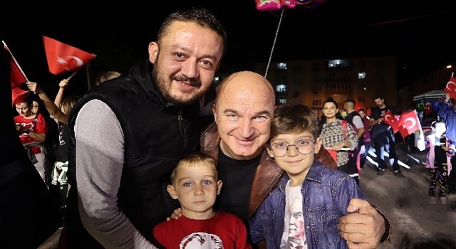 Sarayda 100üncü yıl coşkusu