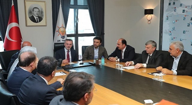 Başkan Altay, Milletvekilleri ve AK Parti İl Yönetimi Genel Başkan Yardımcılarını Ziyaret Etti