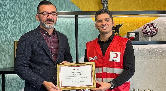 Canerkekden Kızılayın İyilik Projelerine destek