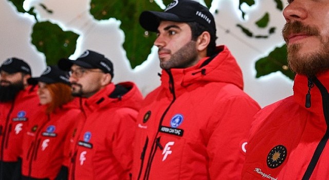 DeFactonun Akıllı Giysileri TÜBİTAK ile Kuzey Kutbunda  