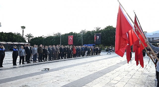 Kemerde öğretmenler günü kutlandı