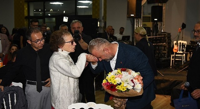 Menemende öğretmenler günü için unutulmaz gece