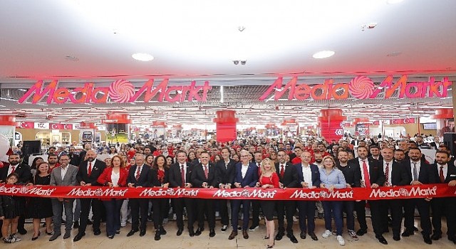 Türkiyenin ilk Tech Arena konsept mağazası Marmara Park AVMde açıldı