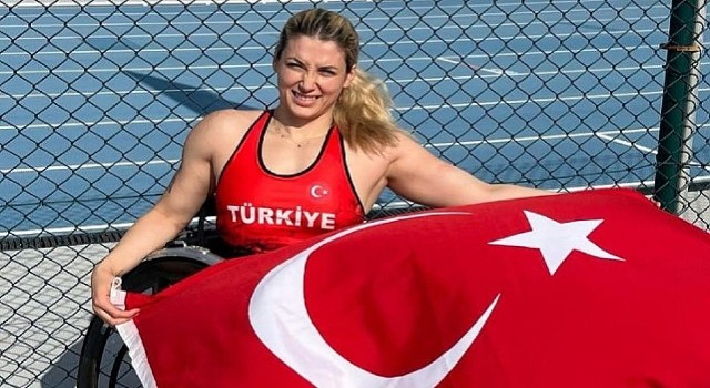 Hamide Doğangünden Dubaide 2 madalya