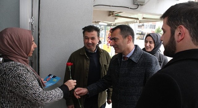 İbrahim Şirin, vatandaş ve esnaflarla iç içe