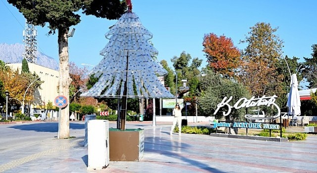 Kemer Belediyesinden temizlik hizmetleri