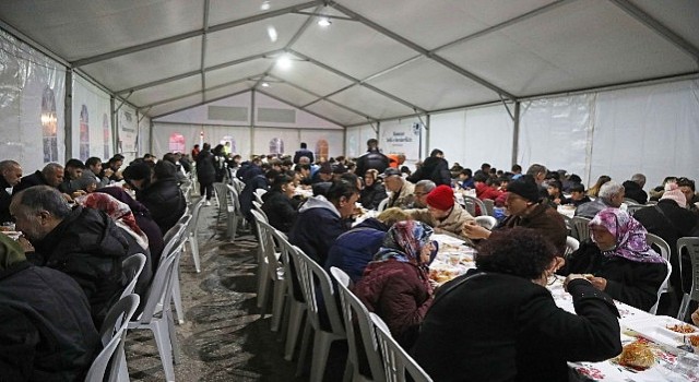Çankayada Dayanışma Sofraları Kuruldu