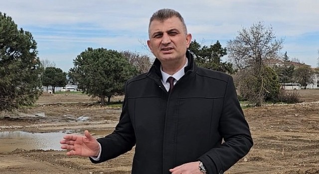 Gölcük Belediyesi tarafından askeriyeden devralınan ve Donanma Parkı olarak ilçeye kazandırılacak 53 dönümlük alanda yıkım çalışmaları tamamlandı