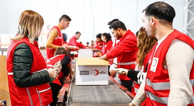 Kızılay Ramazanda Milyonlara Ulaşıyor