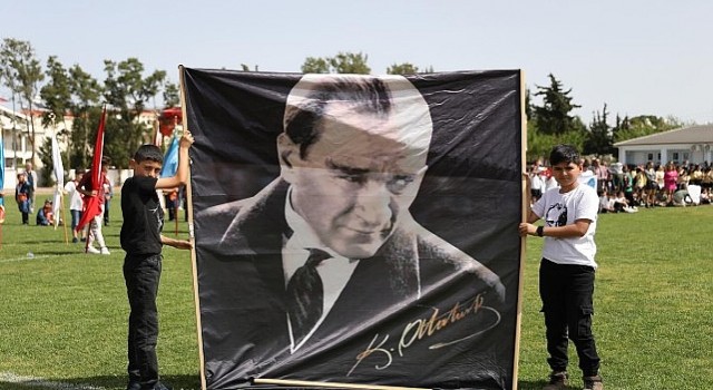 23 Nisan Ulusal Egemenlik ve Çocuk Bayramı ile Türkiye Büyük Millet Meclisinin kuruluşunun 104.yıldönümü, Didimde büyük bir coşku ile kutlandı.