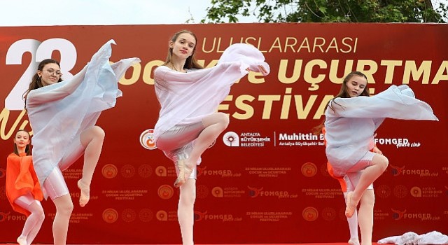 Antalyada 23 Nisan coşkusu başladı