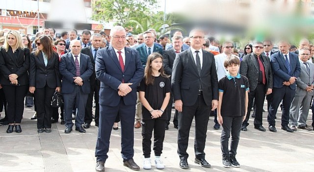 Edremitte 23 Nisan törenlerle kutlandı