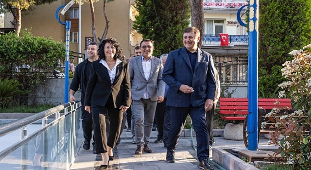 İzmir Büyükşehir Belediye Başkanı Dr. Cemil Tugay: Önce Atatürke sonra size borcumuz var